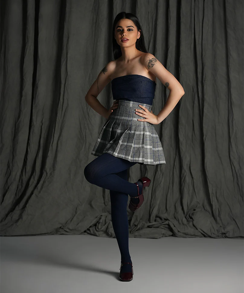 Navy Cableknit Stockings - Image 7